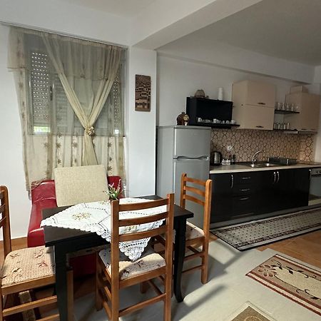 Vila Adriatik 1 Vlore Bagian luar foto